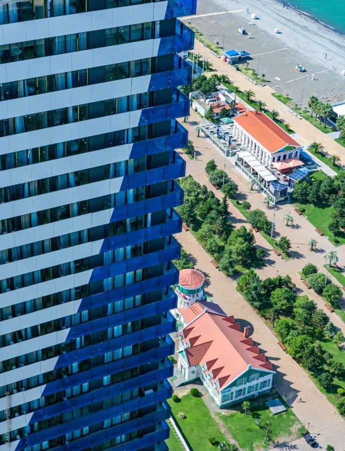 Отель Orbi Батуми Экстерьер фото